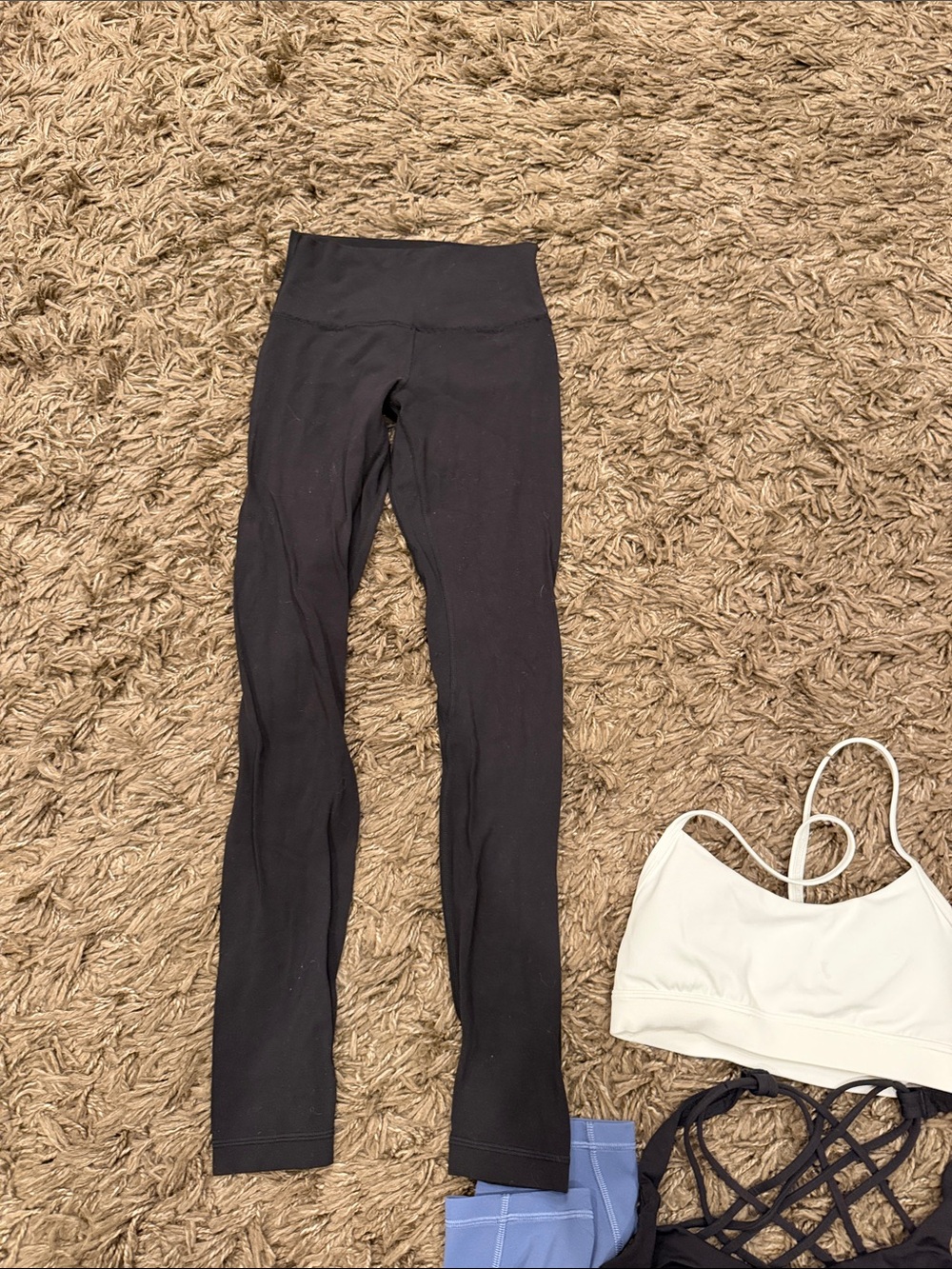 Lululemon bundle size 4 - Picture 12 of 13